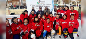 लद्दाख की महिला टीम बनी 7वें नेशनल आइस हॉकी चैंपियनशिप की विजेता..